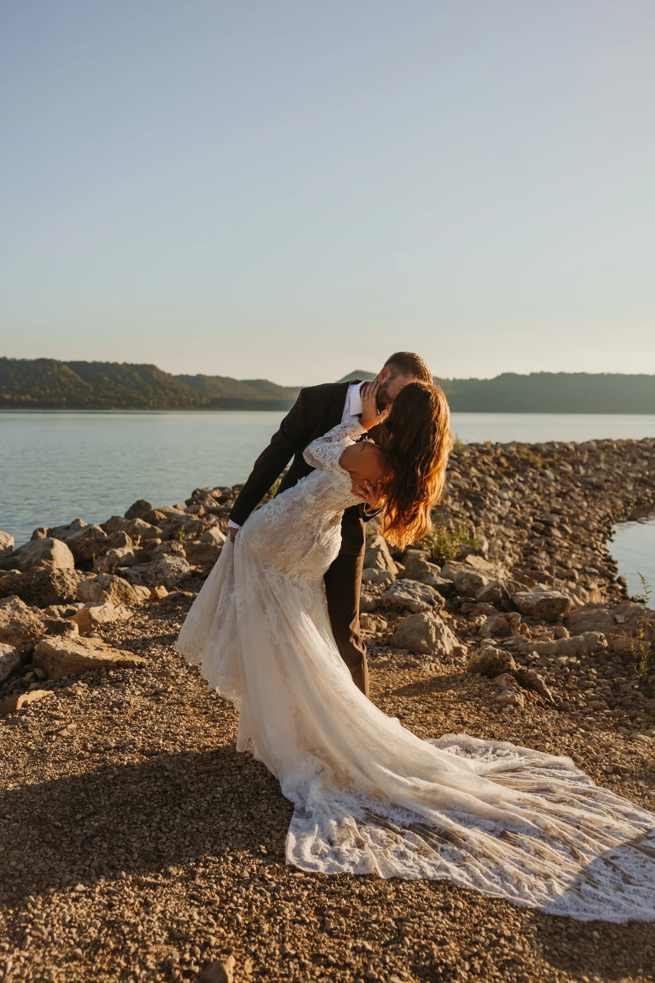 Minneapolis Engagement Photo Outfits: Styled for Your Session
